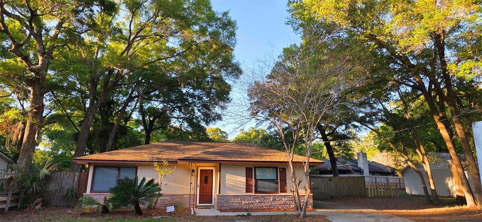 Details for 25829 Westmoreland Street, SORRENTO, FL 32776