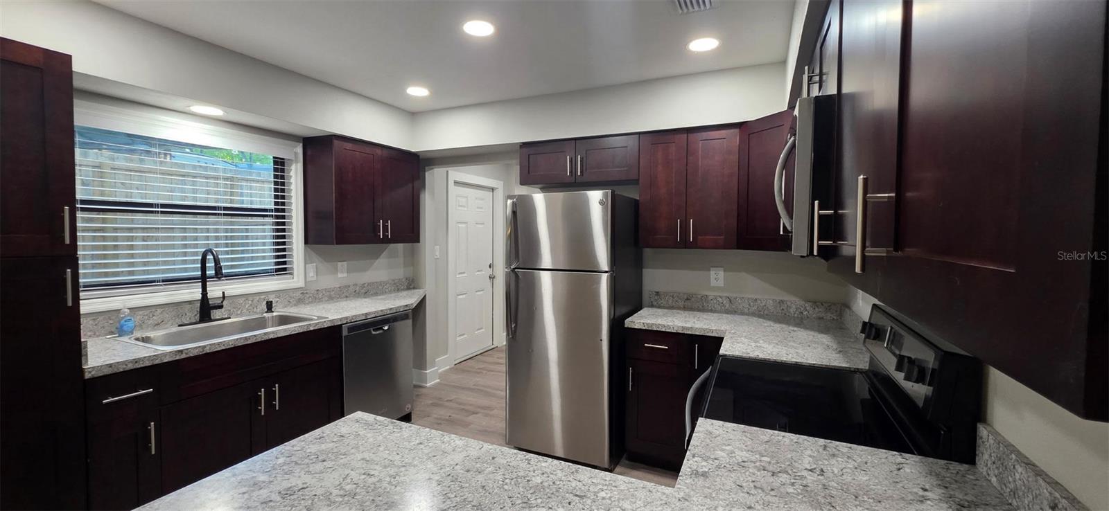 Image 2 of 12 For 25829 Westmoreland Street