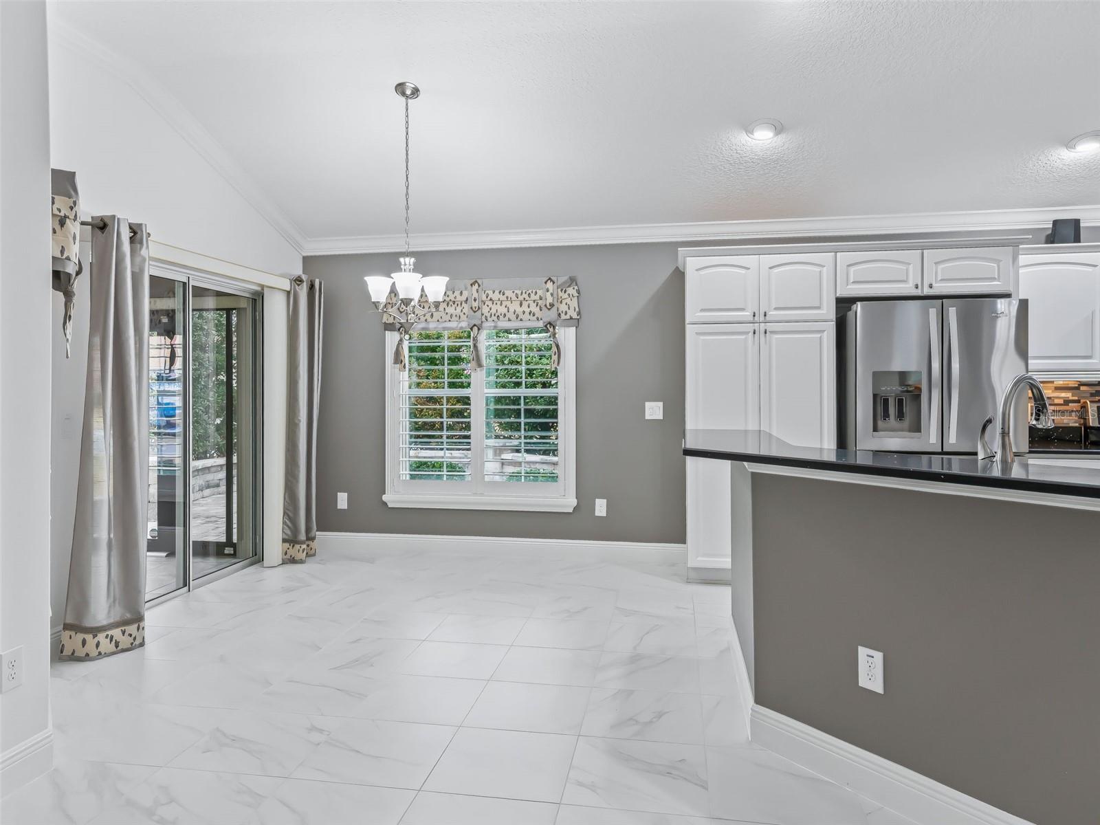 Image 20 of 62 For 3556 Mistletoe Court