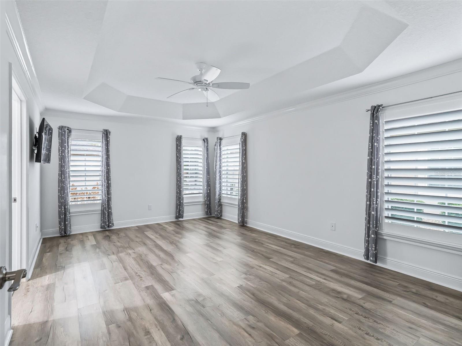 Image 28 of 62 For 3556 Mistletoe Court