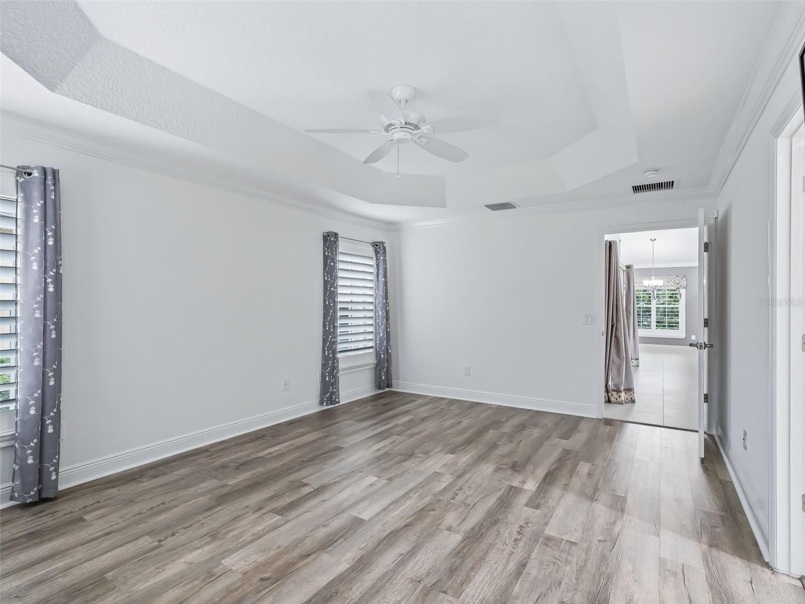 Image 29 of 62 For 3556 Mistletoe Court