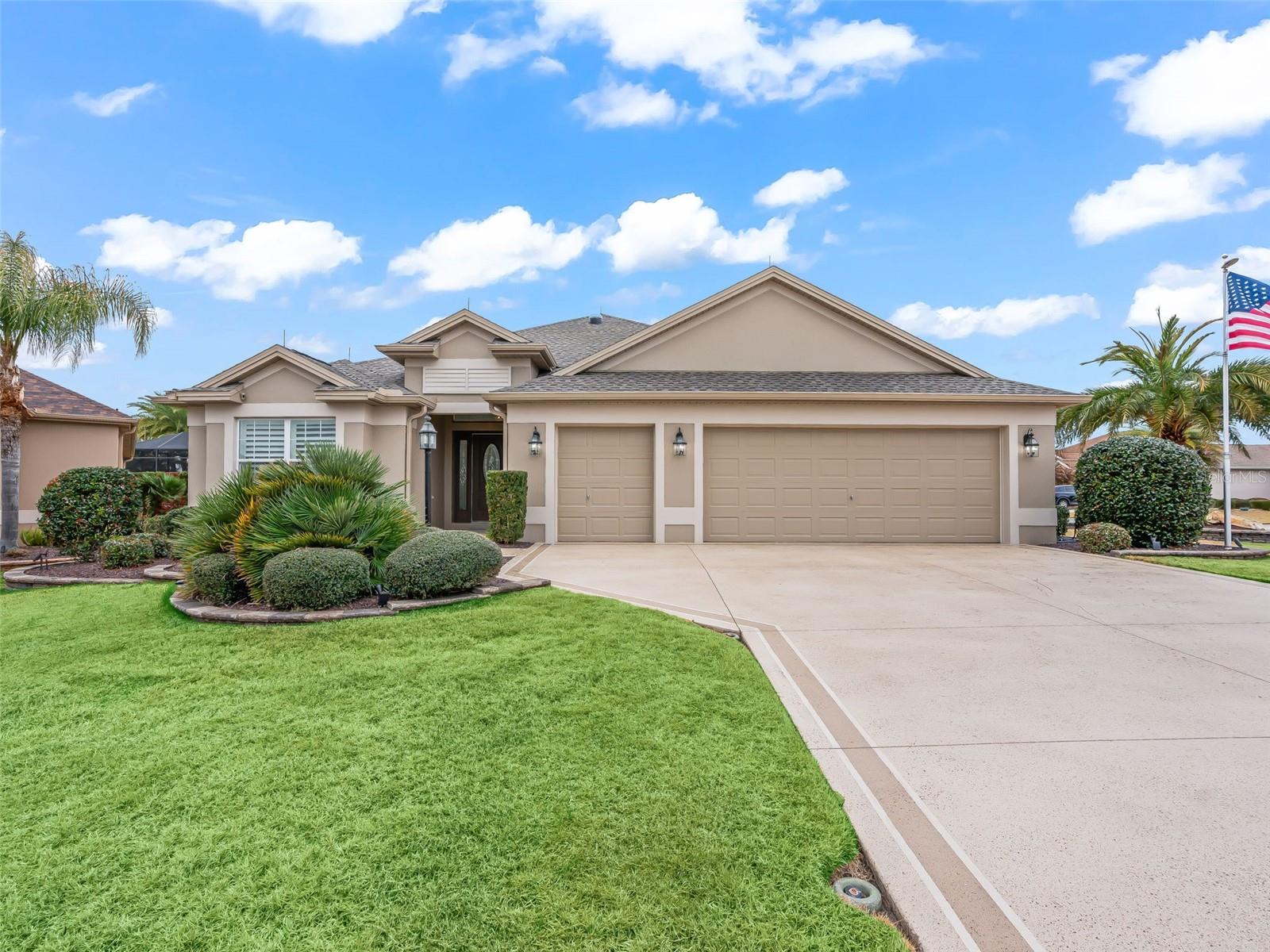 Image 3 of 62 For 3556 Mistletoe Court