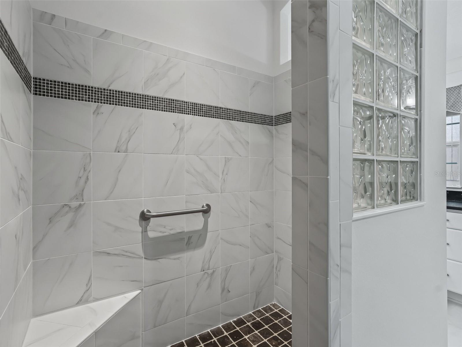 Image 34 of 62 For 3556 Mistletoe Court