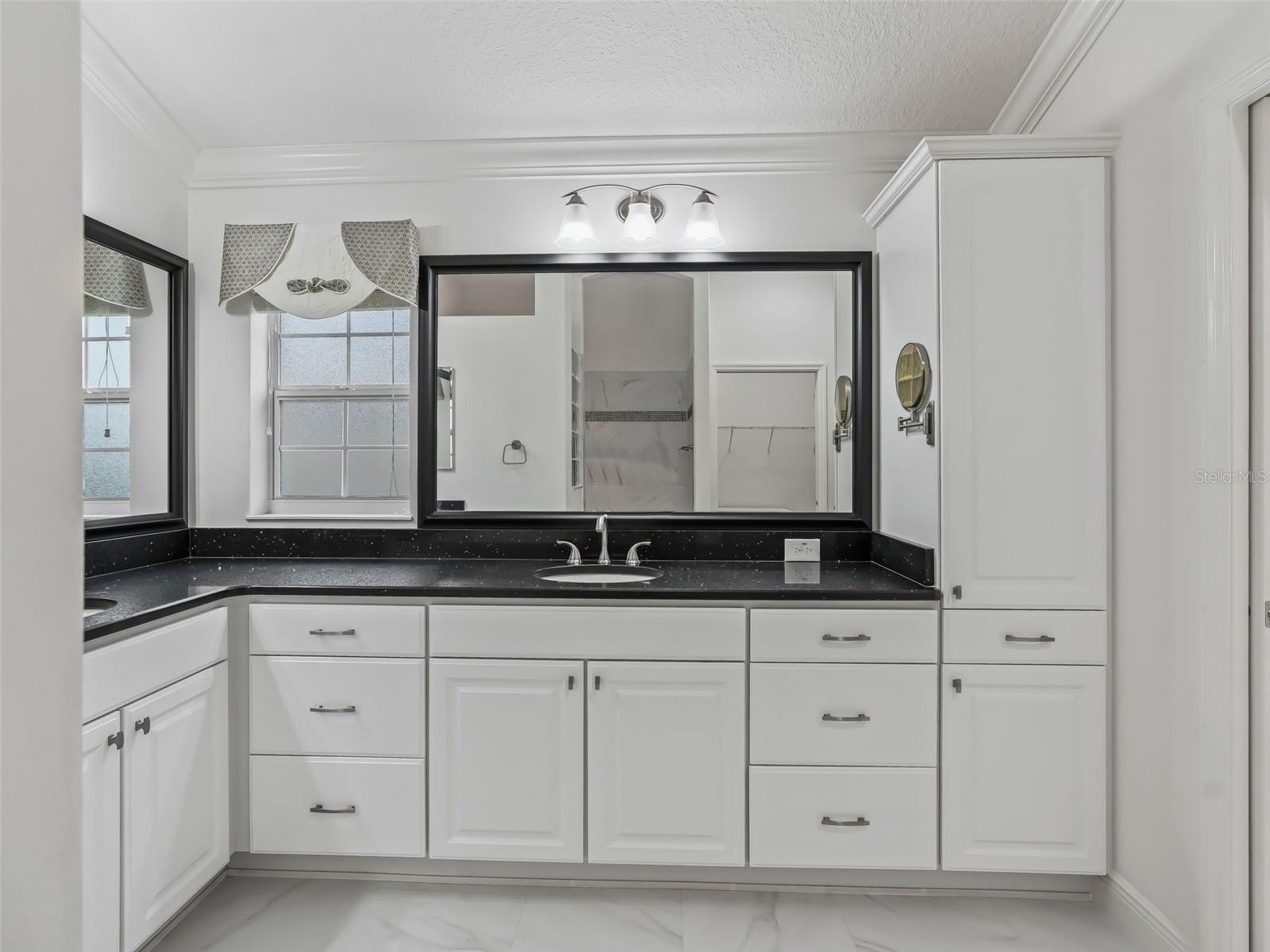 Image 35 of 62 For 3556 Mistletoe Court