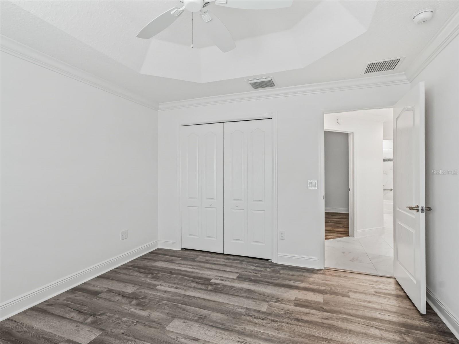 Image 39 of 62 For 3556 Mistletoe Court