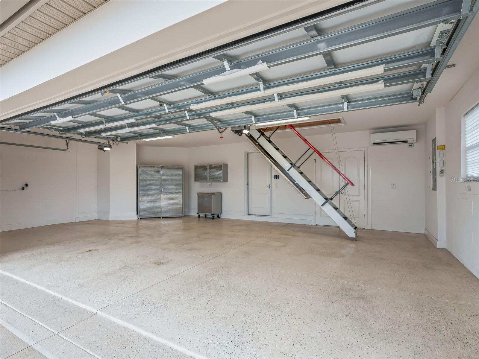 Image 46 of 62 For 3556 Mistletoe Court