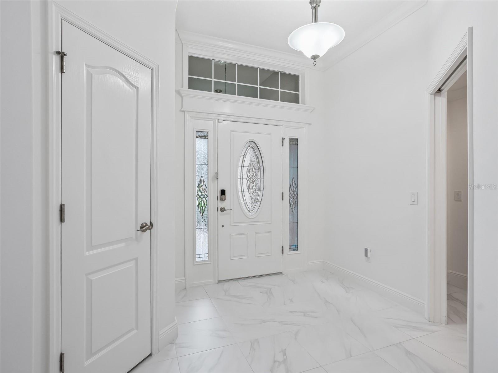 Image 9 of 62 For 3556 Mistletoe Court