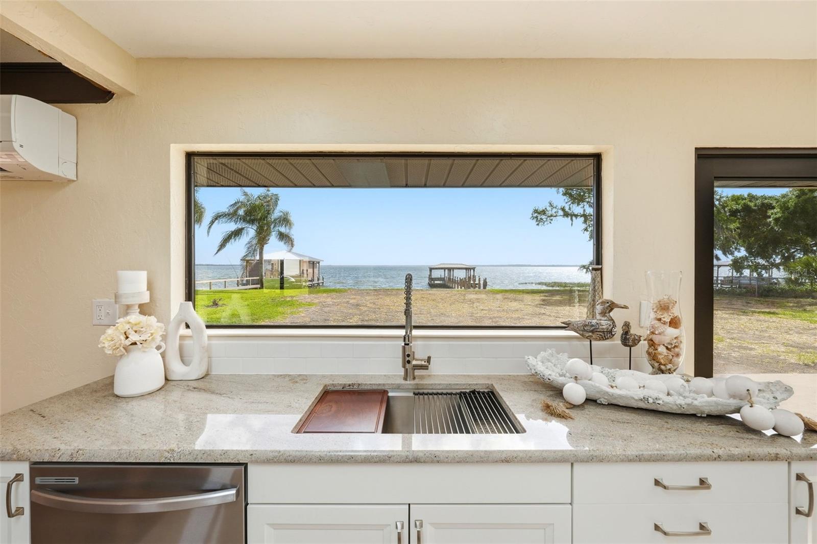 Image 13 of 53 For 33942 Linda Lane