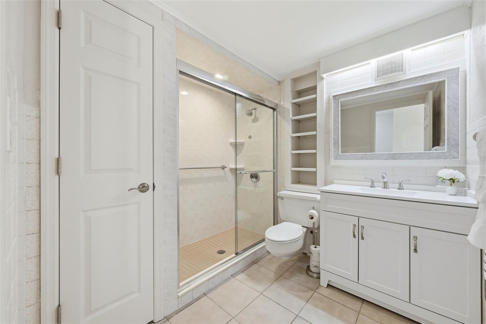 Image 20 of 53 For 33942 Linda Lane