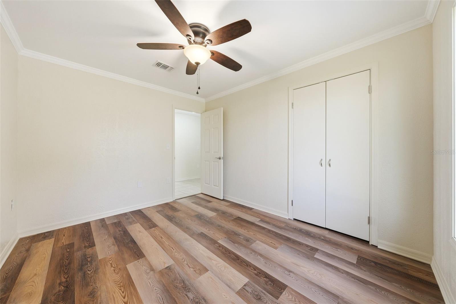 Image 22 of 53 For 33942 Linda Lane