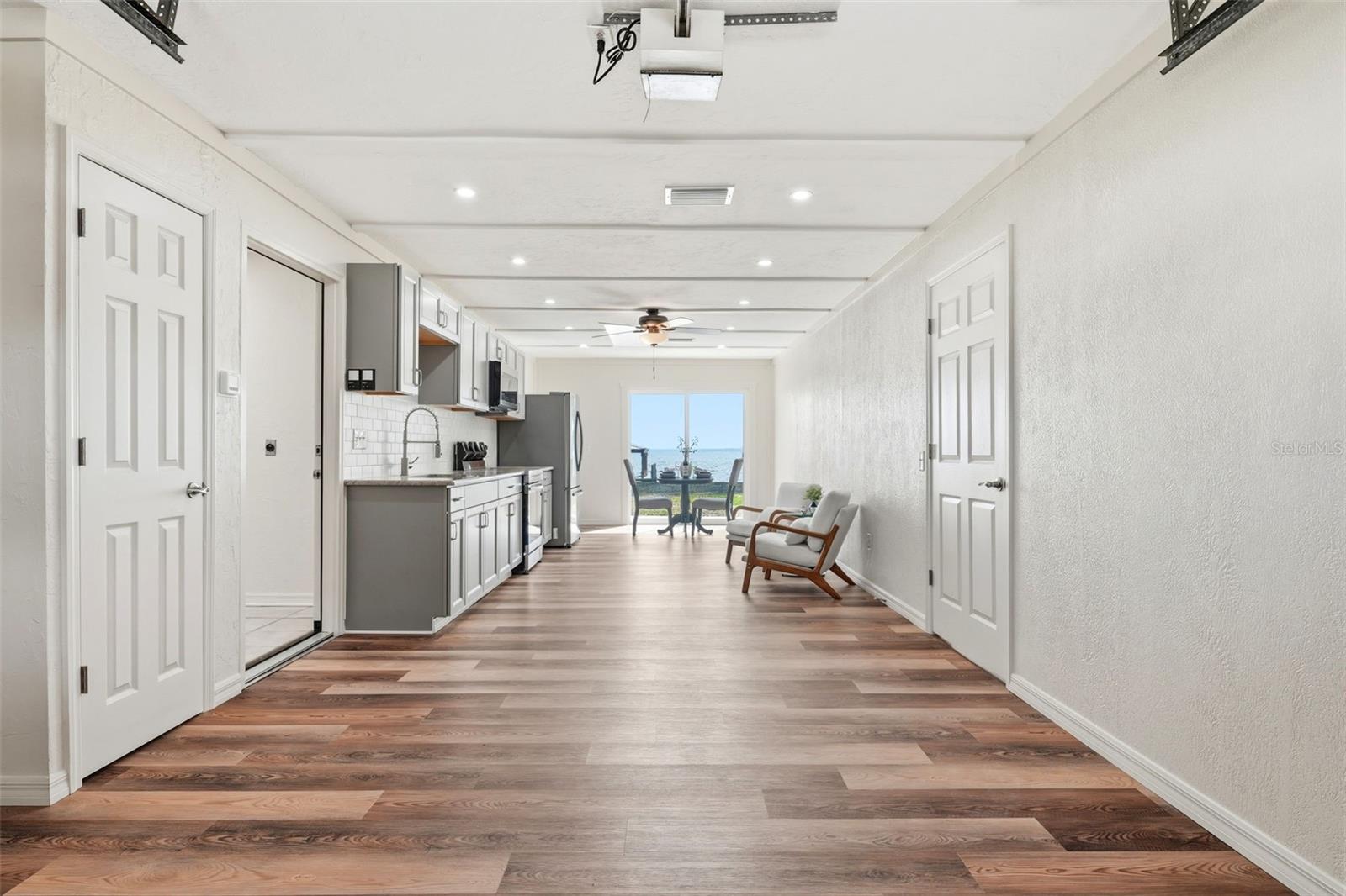 Image 26 of 53 For 33942 Linda Lane