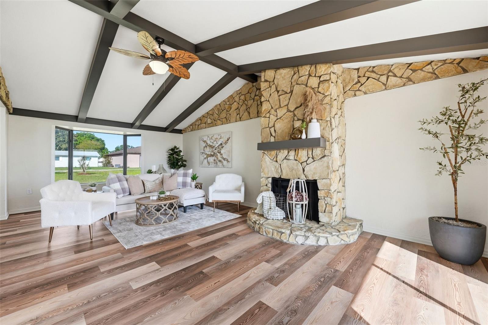 Image 3 of 53 For 33942 Linda Lane