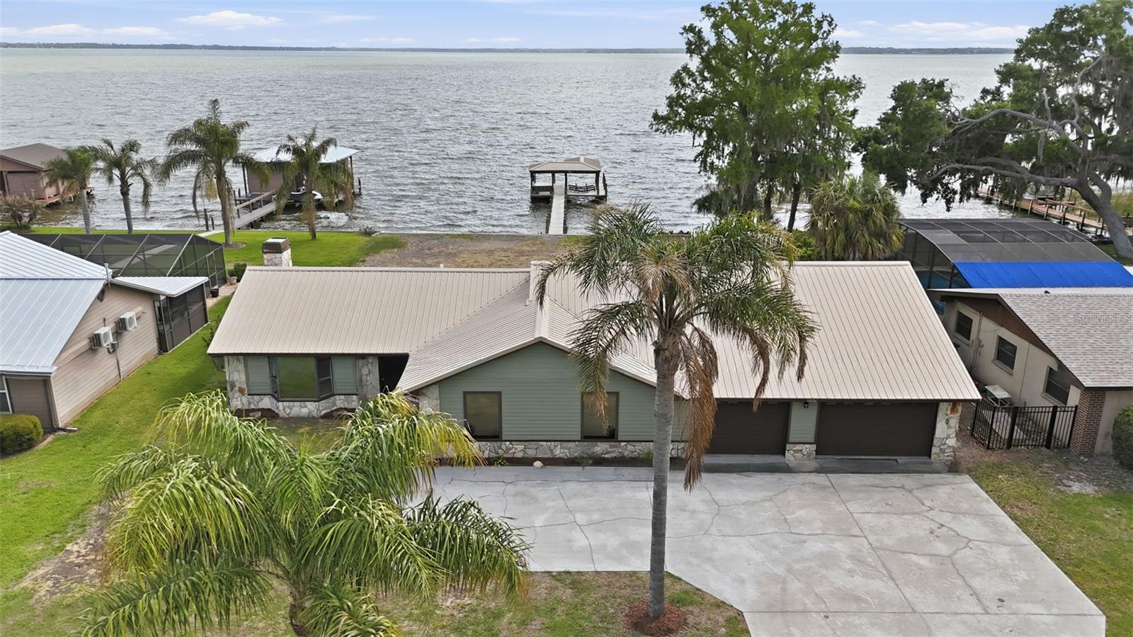 Image 43 of 53 For 33942 Linda Lane