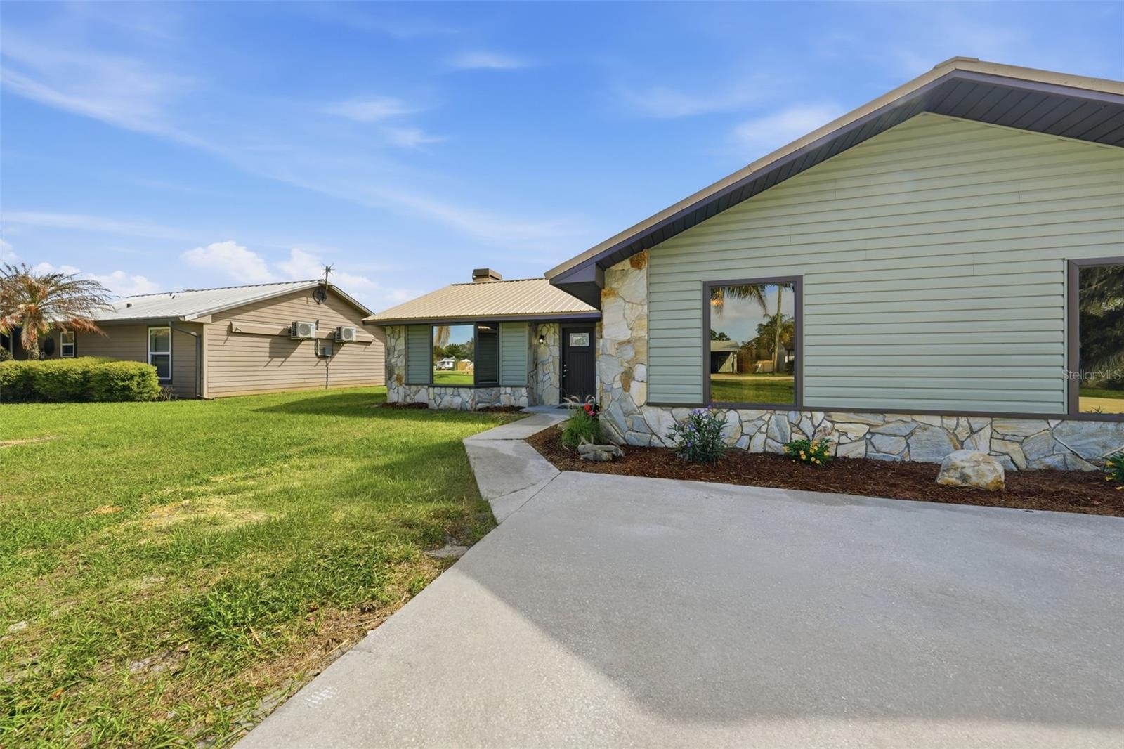 Image 50 of 53 For 33942 Linda Lane