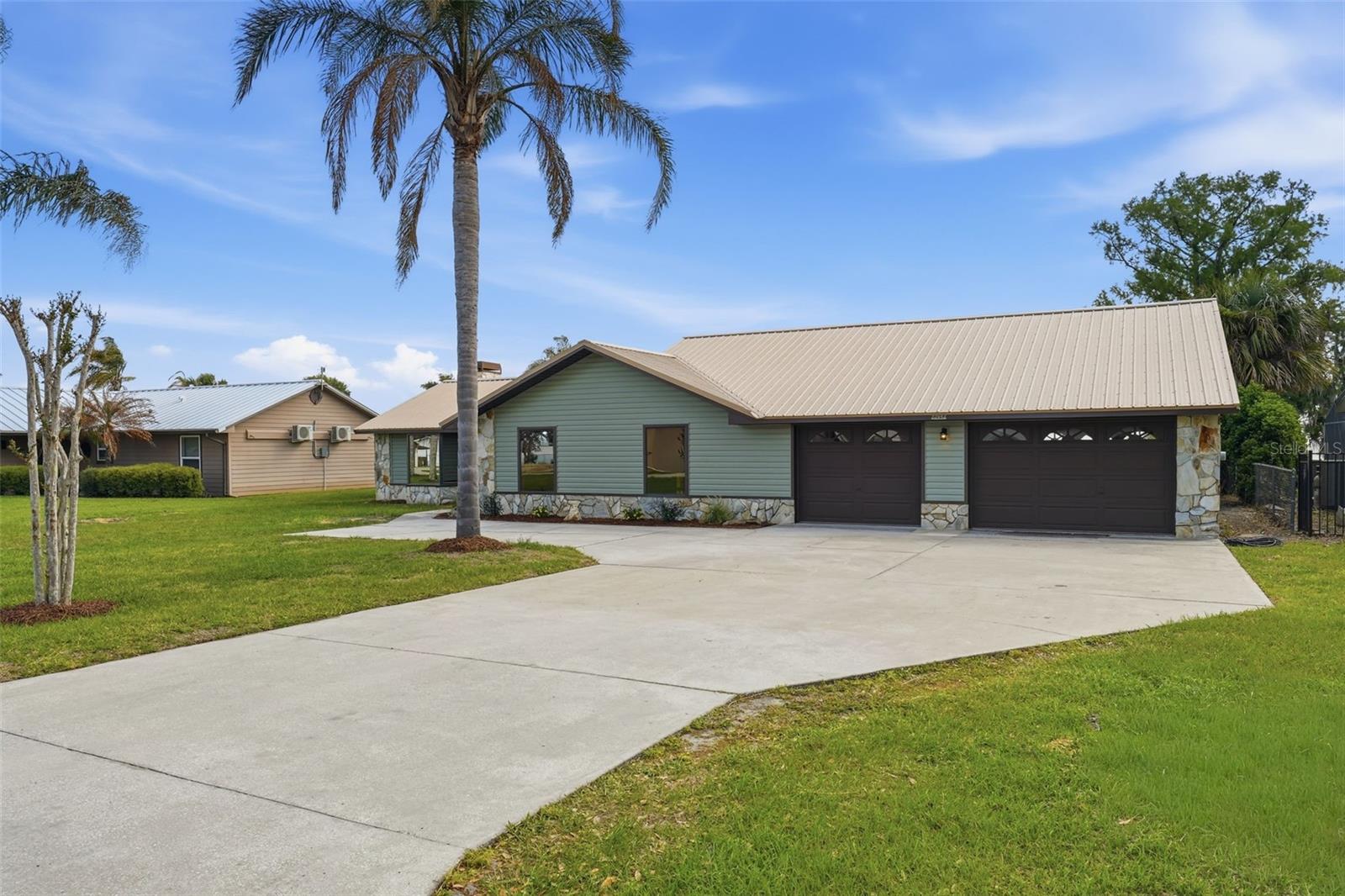 Image 52 of 53 For 33942 Linda Lane