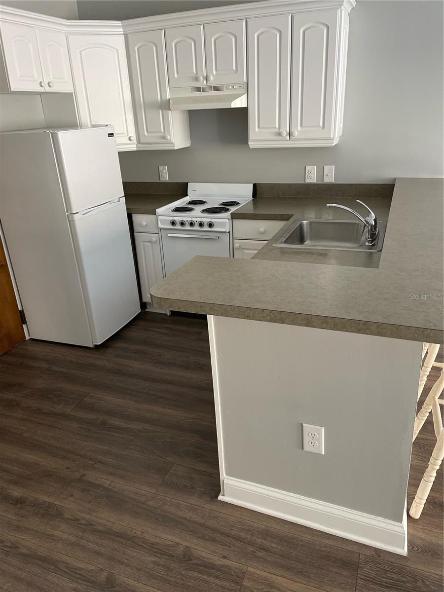 Image 5 of 10 For 29 Magnolia Avenue 3