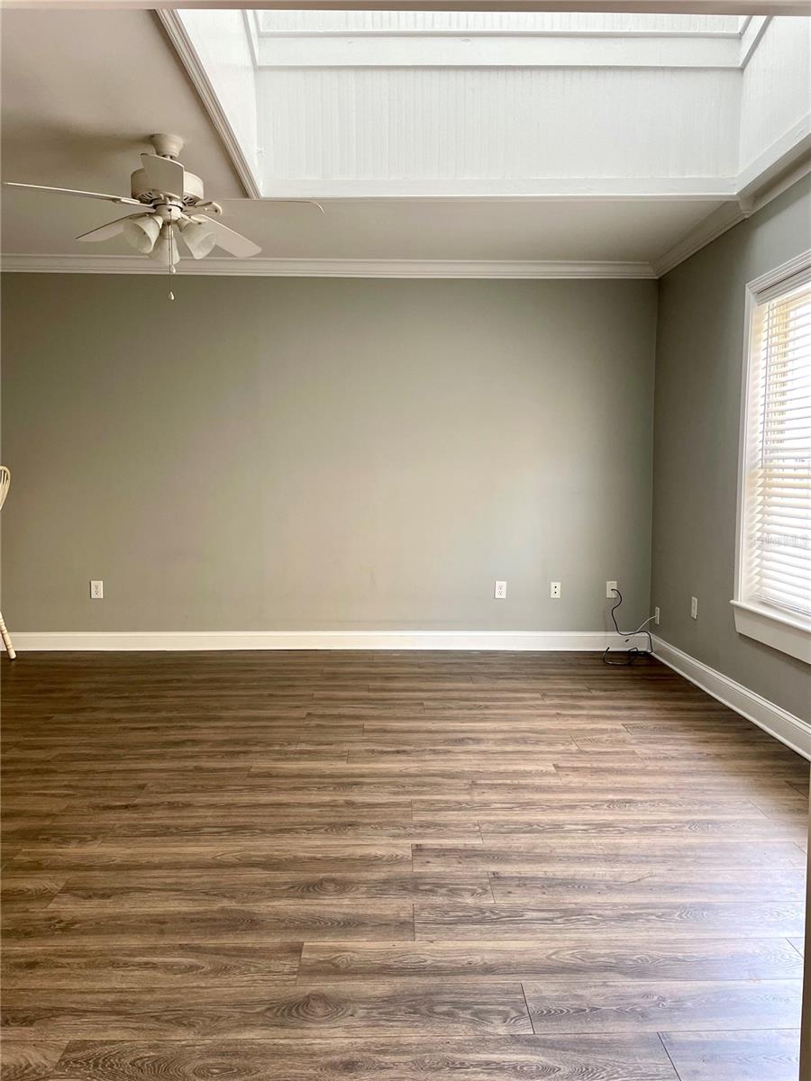 Image 7 of 10 For 29 Magnolia Avenue 3