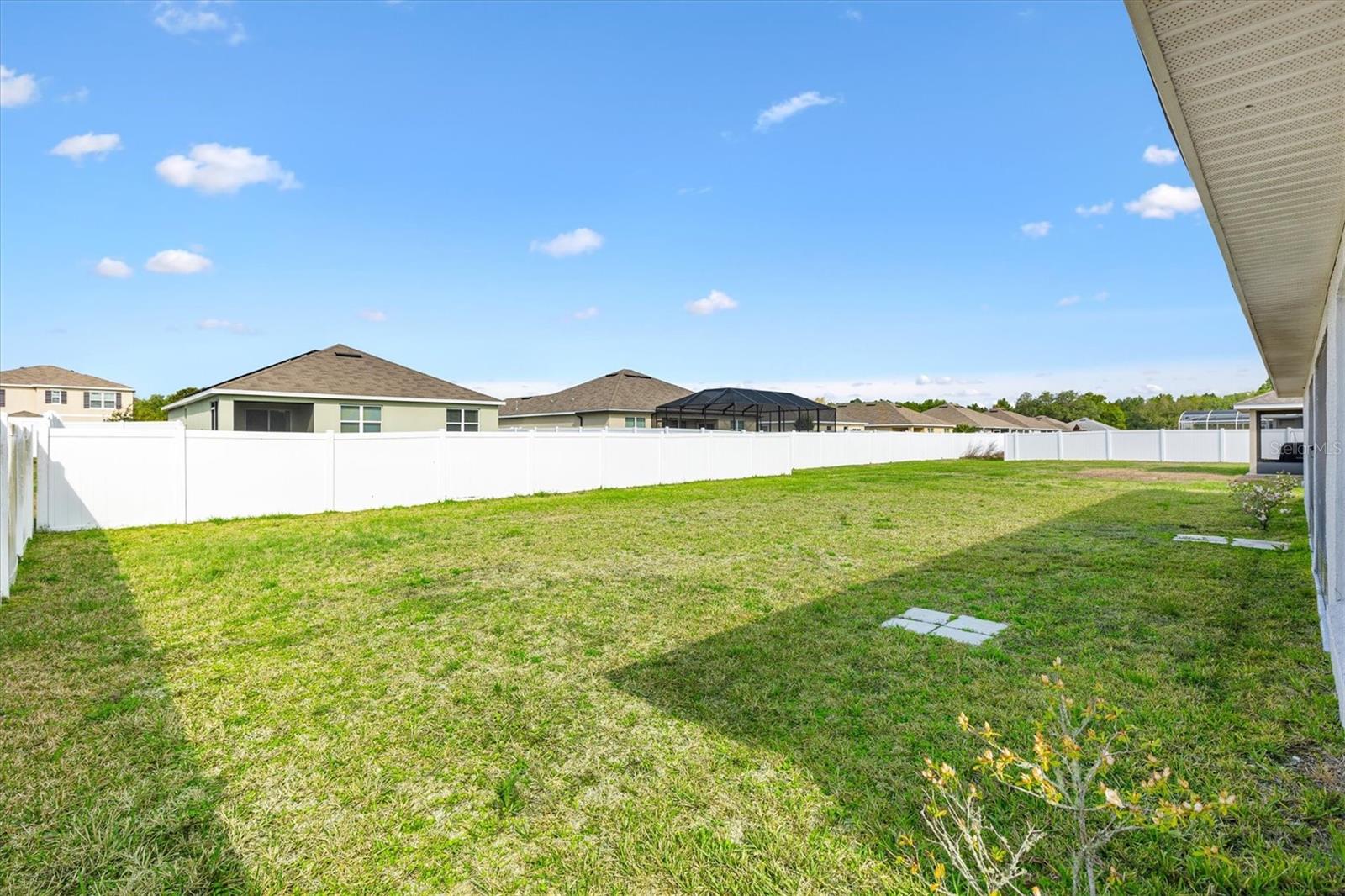 Image 36 of 47 For 9778 Pepper Tree Place