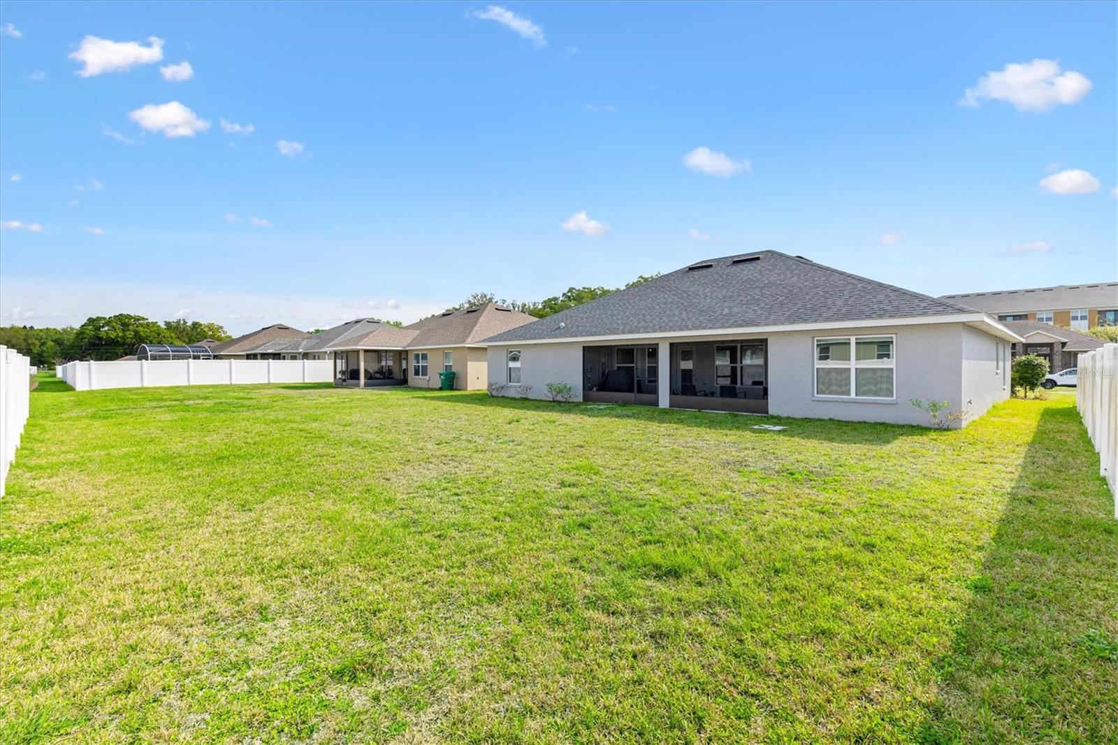 Image 38 of 47 For 9778 Pepper Tree Place