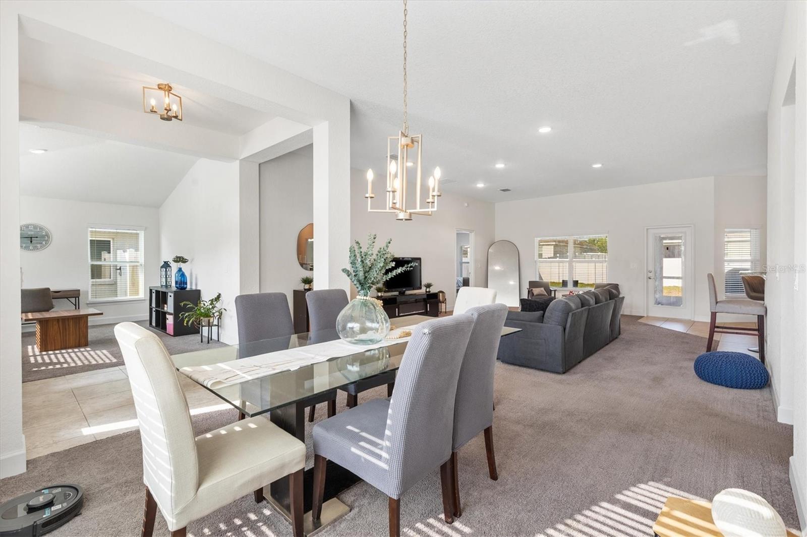 Image 8 of 47 For 9778 Pepper Tree Place