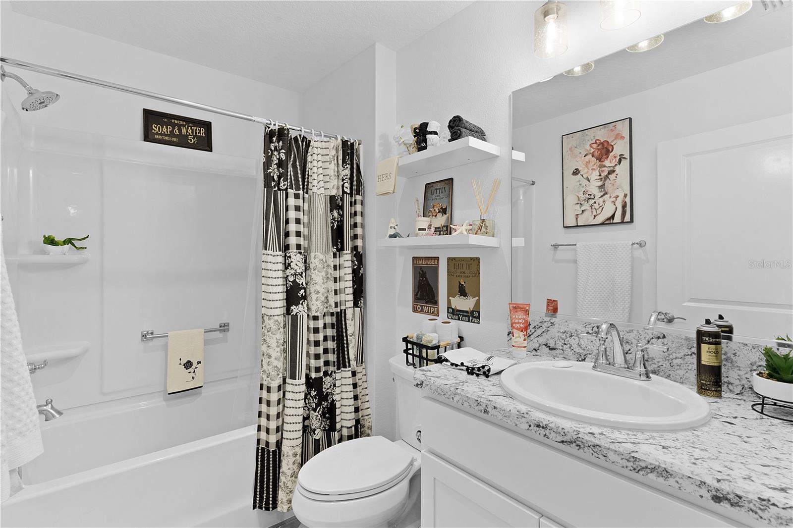 Image 24 of 34 For 3389 Luty Lane