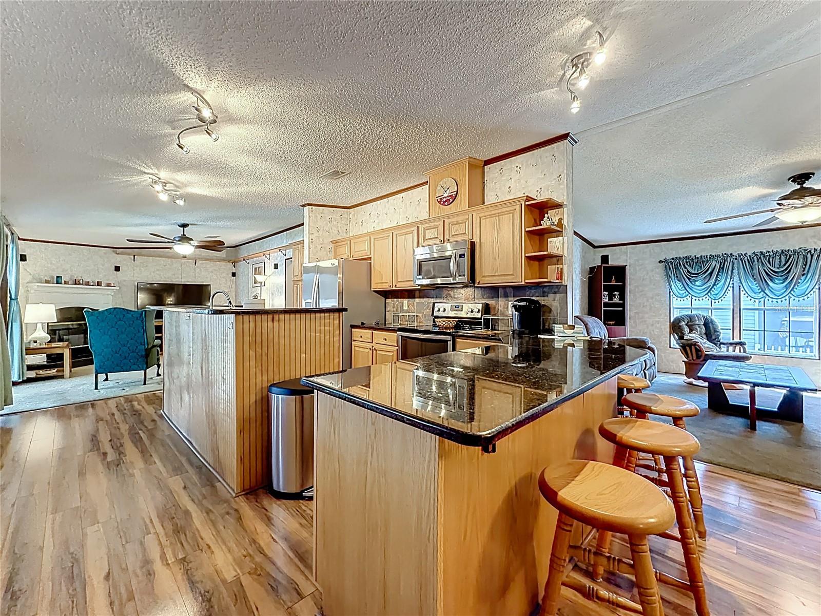 Image 11 of 61 For 1658 Elkhart Circle