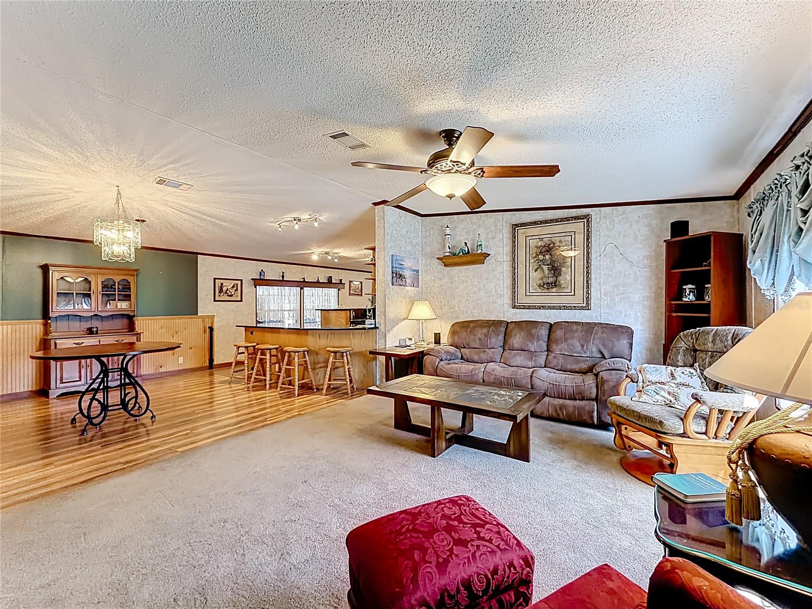 Image 15 of 61 For 1658 Elkhart Circle