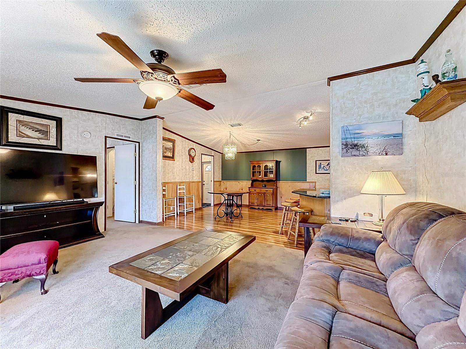 Image 18 of 61 For 1658 Elkhart Circle