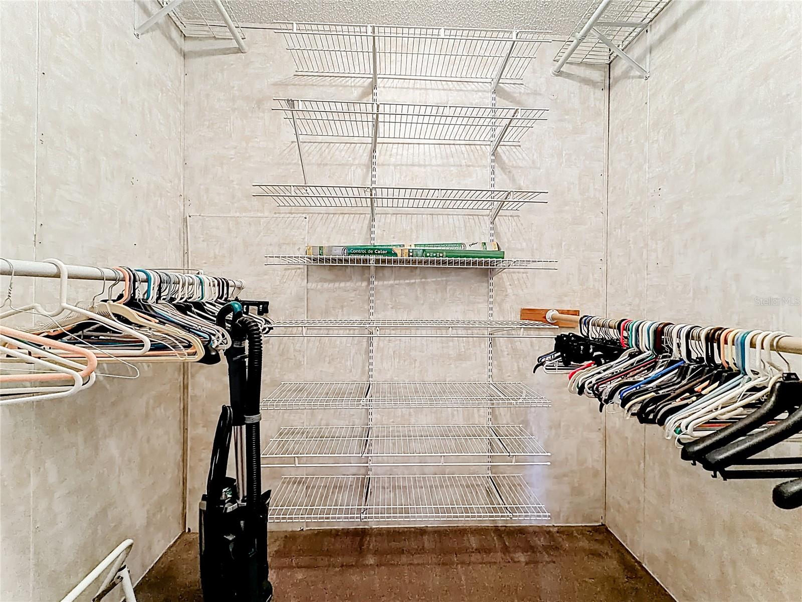 Image 22 of 61 For 1658 Elkhart Circle