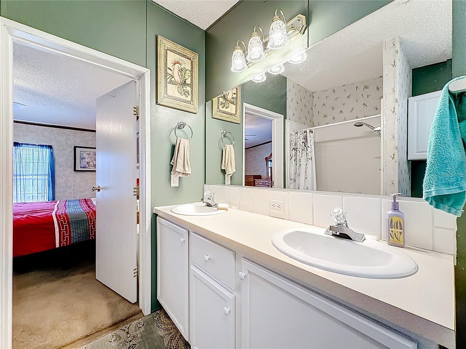 Image 23 of 61 For 1658 Elkhart Circle