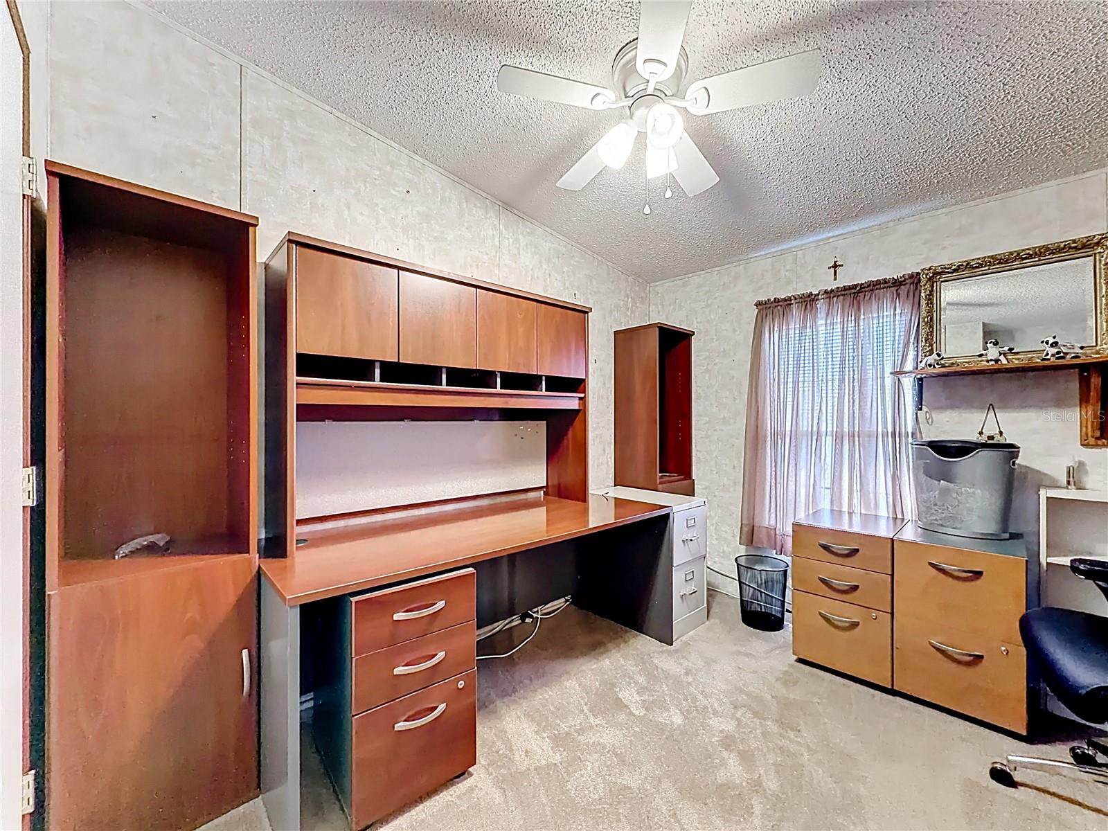 Image 31 of 61 For 1658 Elkhart Circle