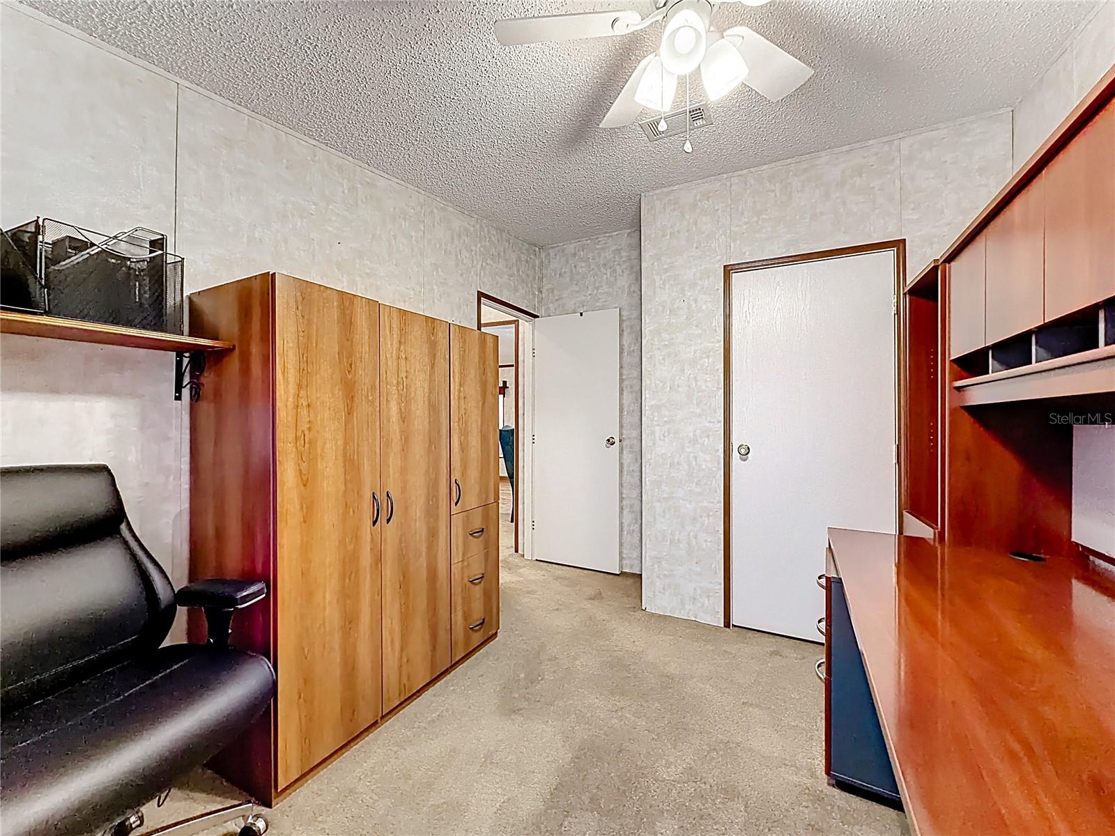 Image 32 of 61 For 1658 Elkhart Circle