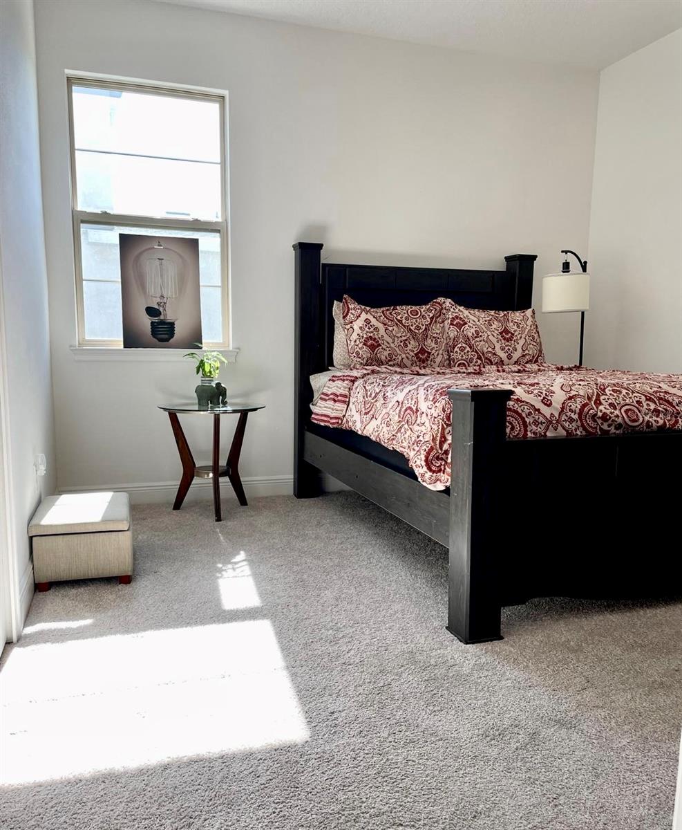 Image 18 of 40 For 3060 Crispin Circle