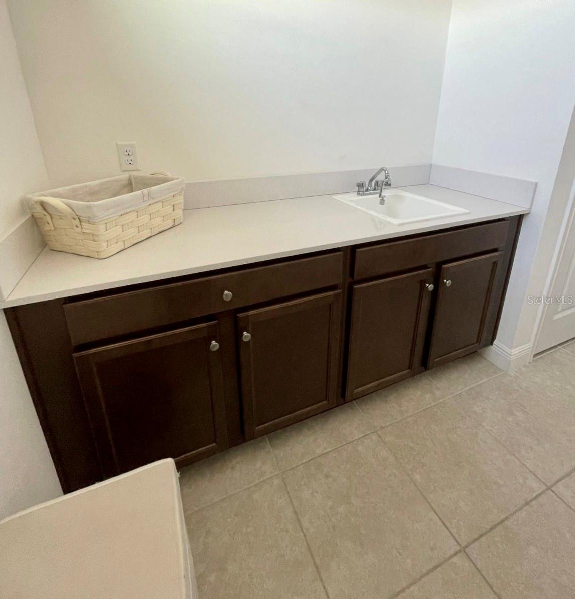 Image 27 of 40 For 3060 Crispin Circle