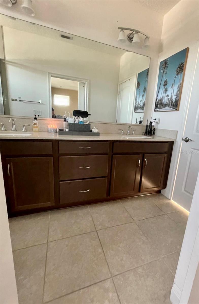 Image 31 of 40 For 3060 Crispin Circle