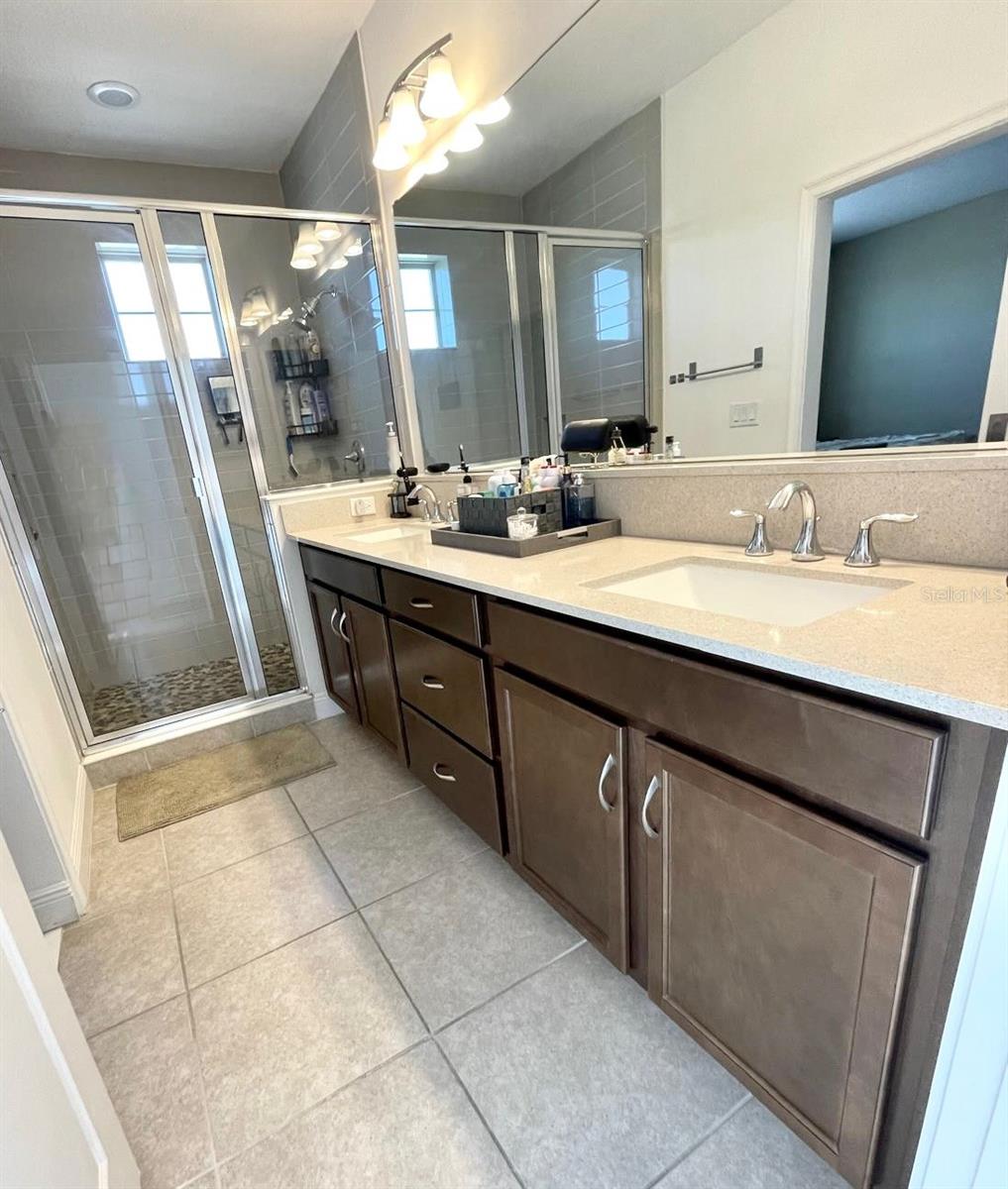 Image 32 of 40 For 3060 Crispin Circle