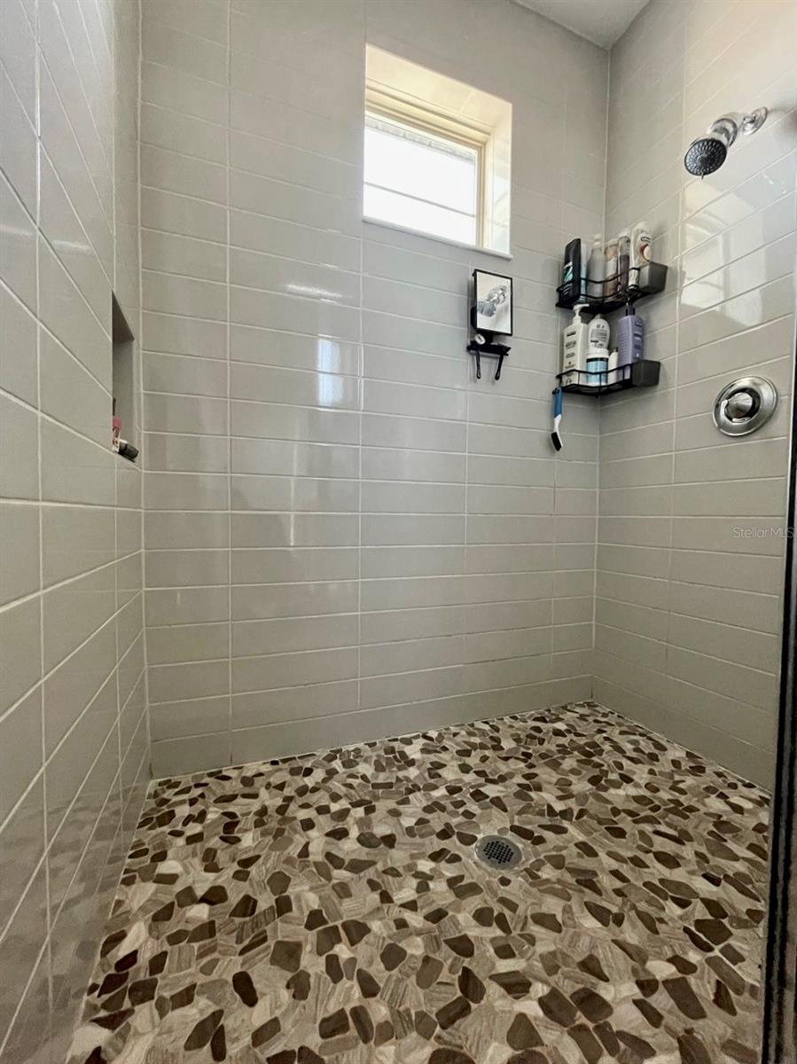 Image 33 of 40 For 3060 Crispin Circle