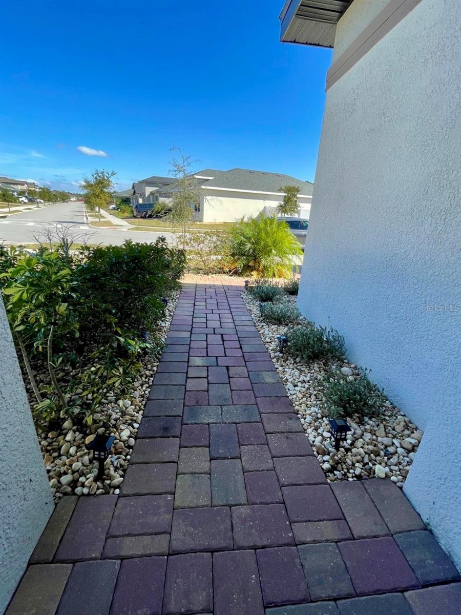 Image 5 of 40 For 3060 Crispin Circle