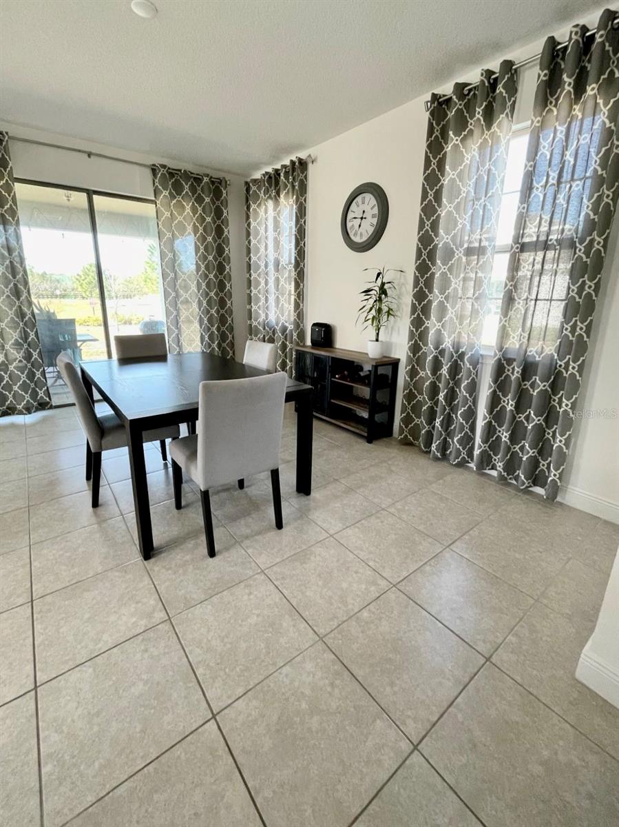 Image 9 of 40 For 3060 Crispin Circle