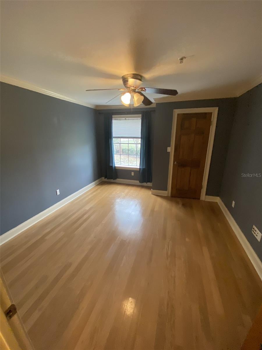 Image 21 of 26 For 246 Afton Square 203