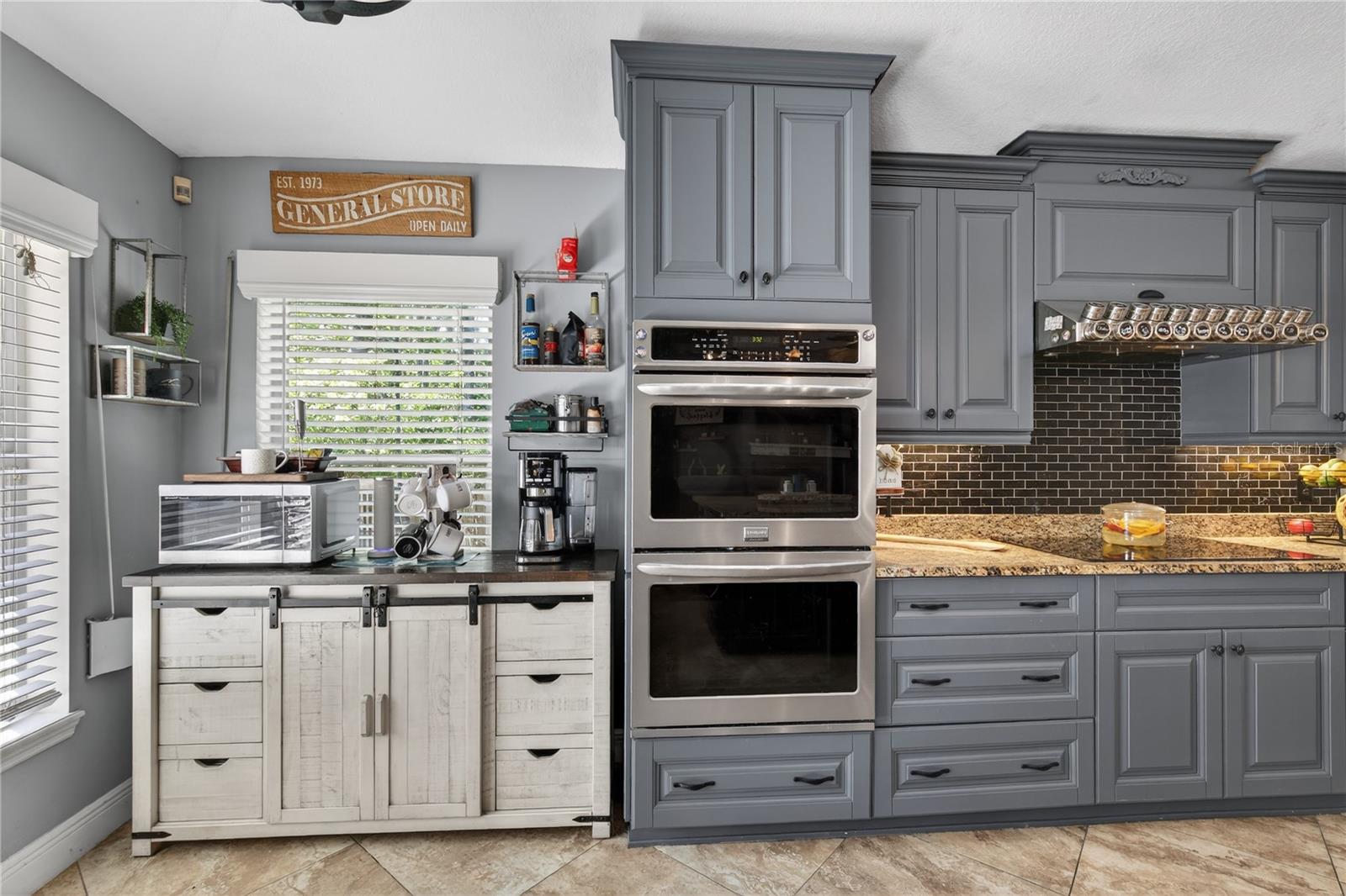 Image 18 of 64 For 2040 Park Forest Boulevard