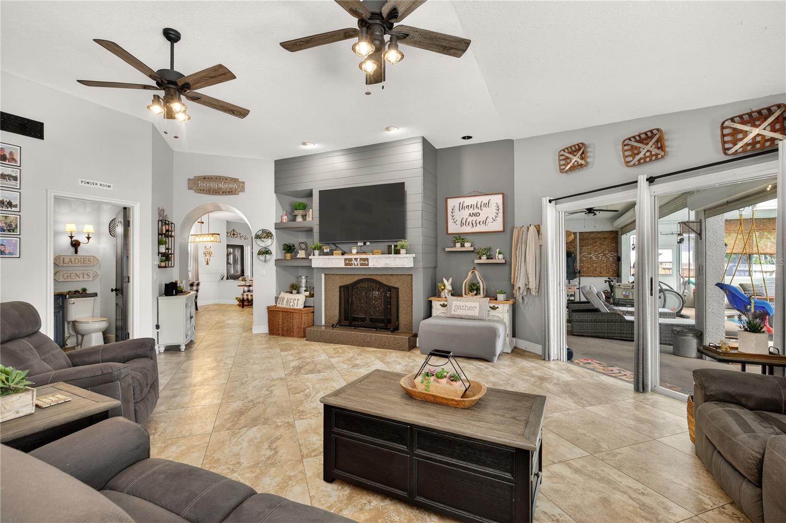 Image 22 of 64 For 2040 Park Forest Boulevard