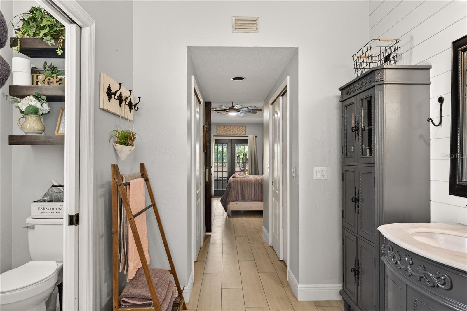 Image 32 of 64 For 2040 Park Forest Boulevard