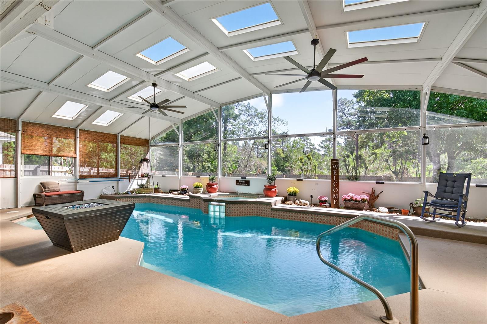 Image 45 of 64 For 2040 Park Forest Boulevard