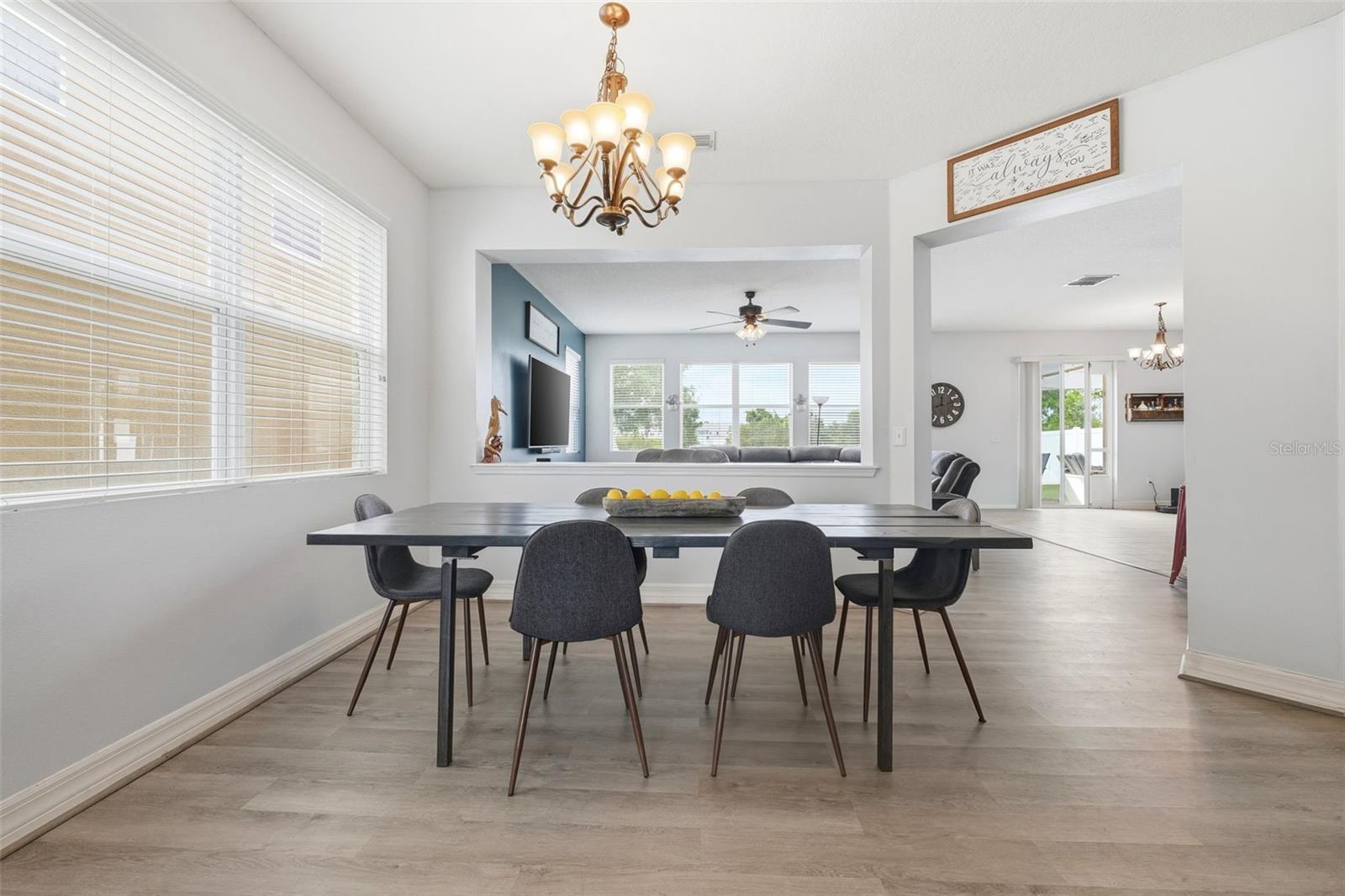 Image 12 of 51 For 1765 Strathmore Circle