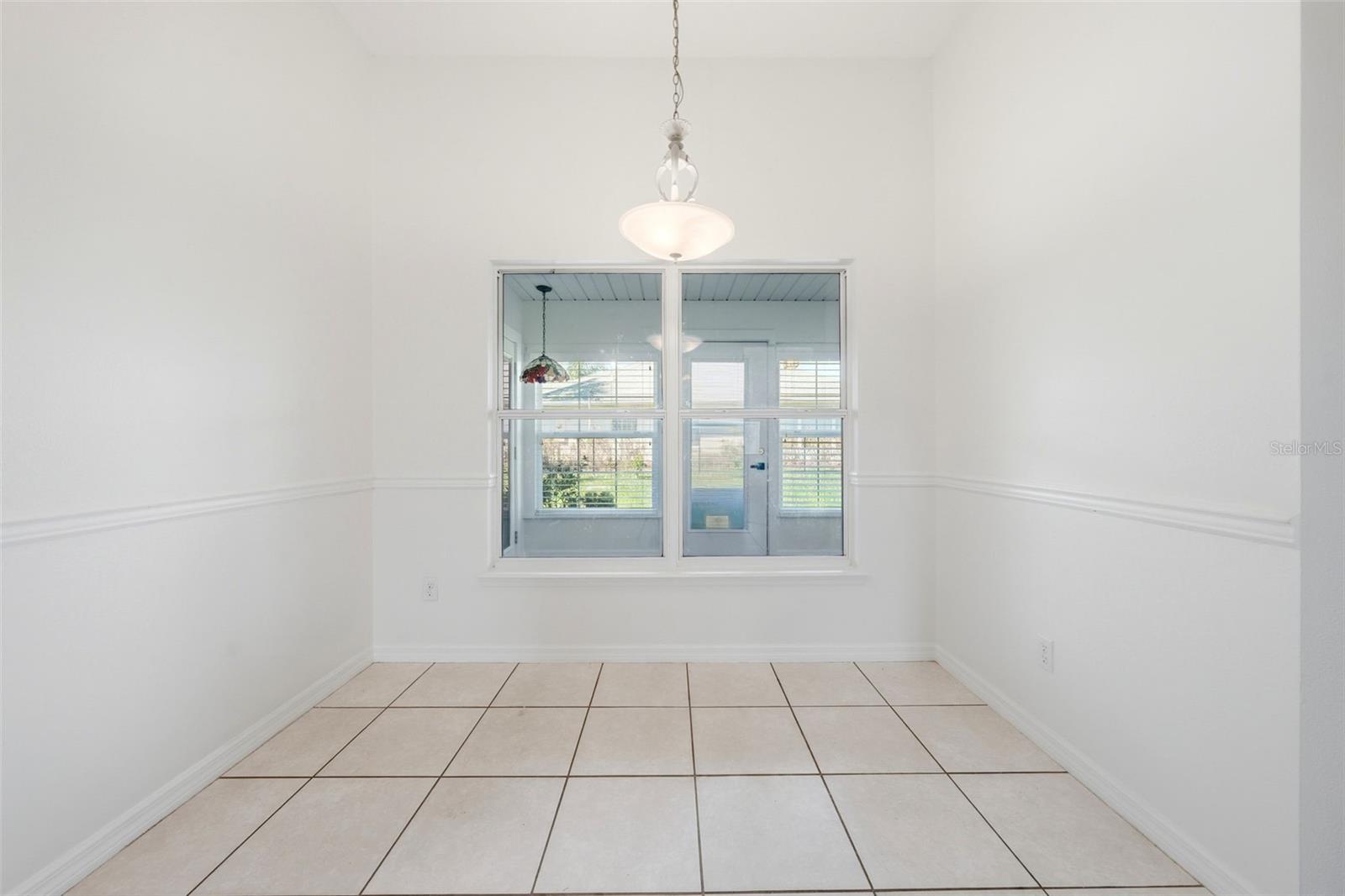 Image 15 of 42 For 3333 Site To See Avenue