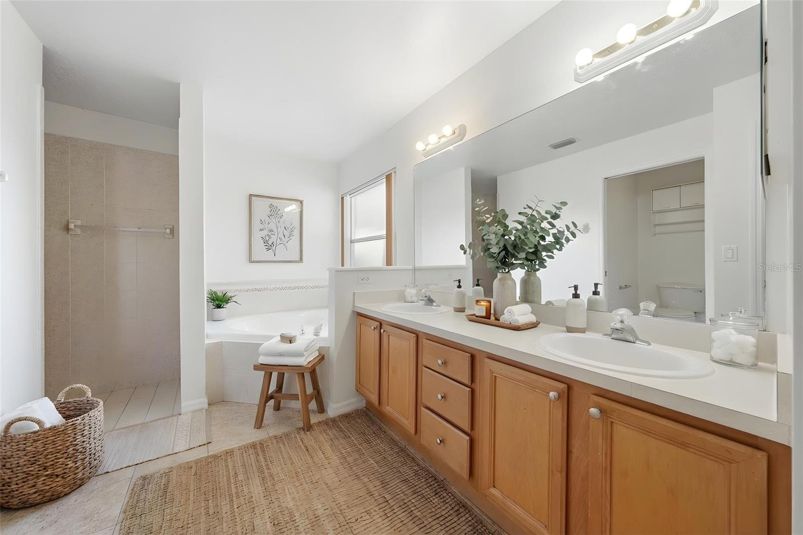 Image 21 of 42 For 3333 Site To See Avenue