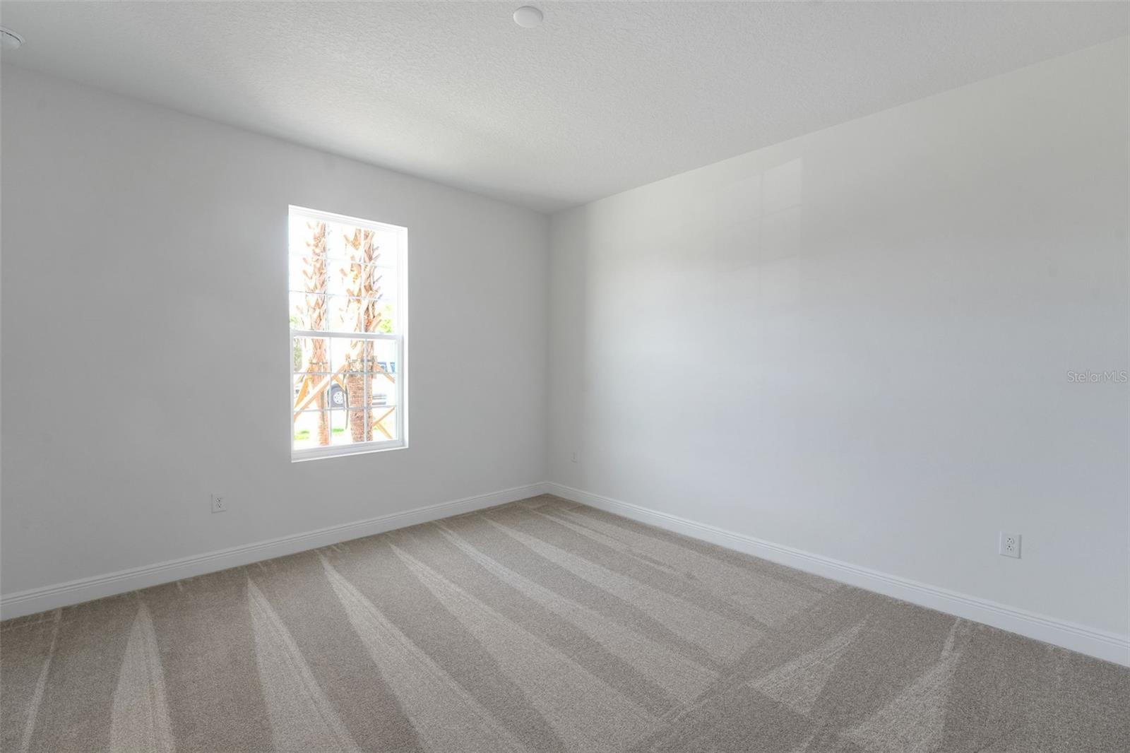 Image 10 of 40 For 17527 Valleywood Parkway