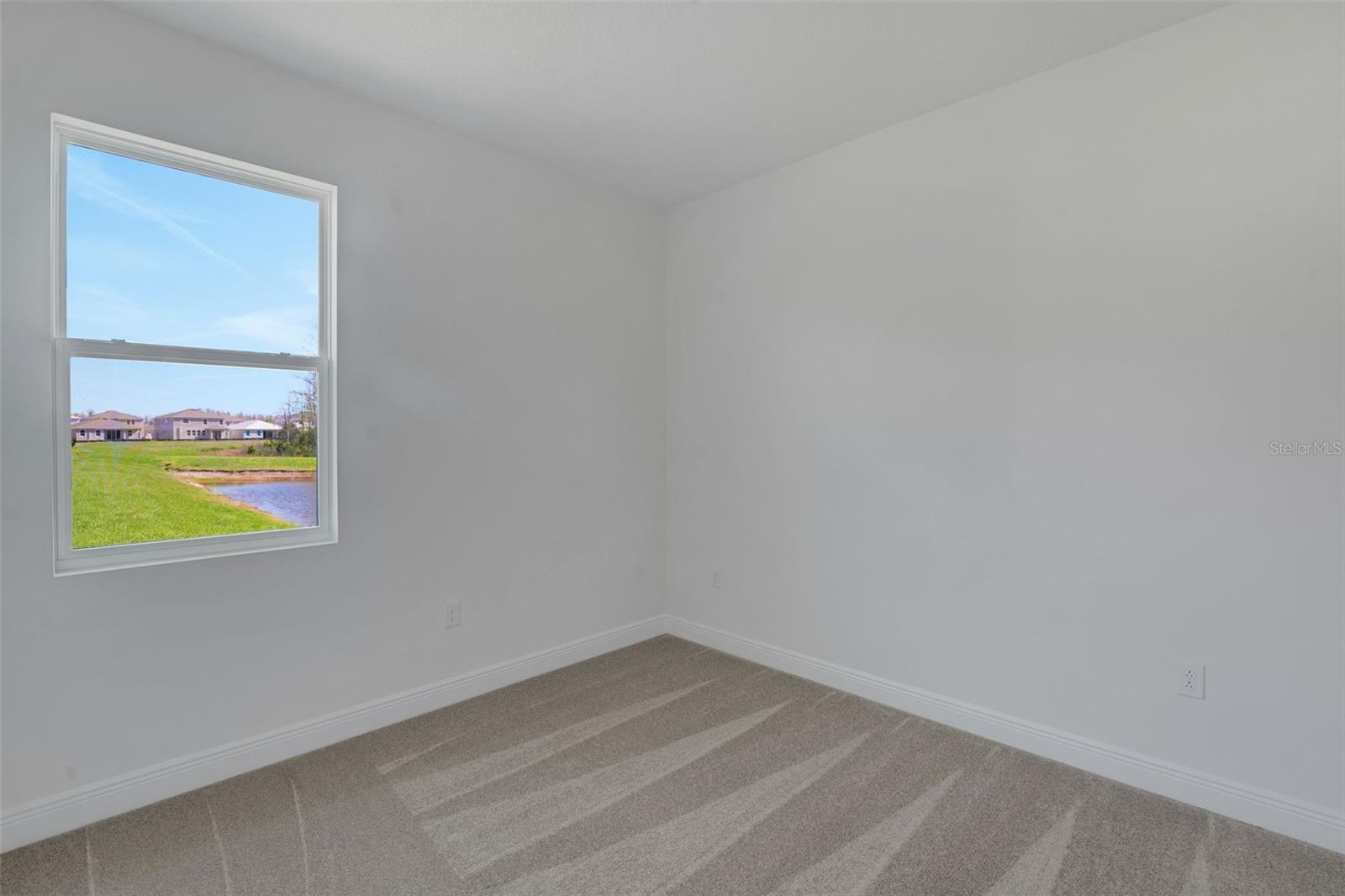 Image 19 of 40 For 17527 Valleywood Parkway