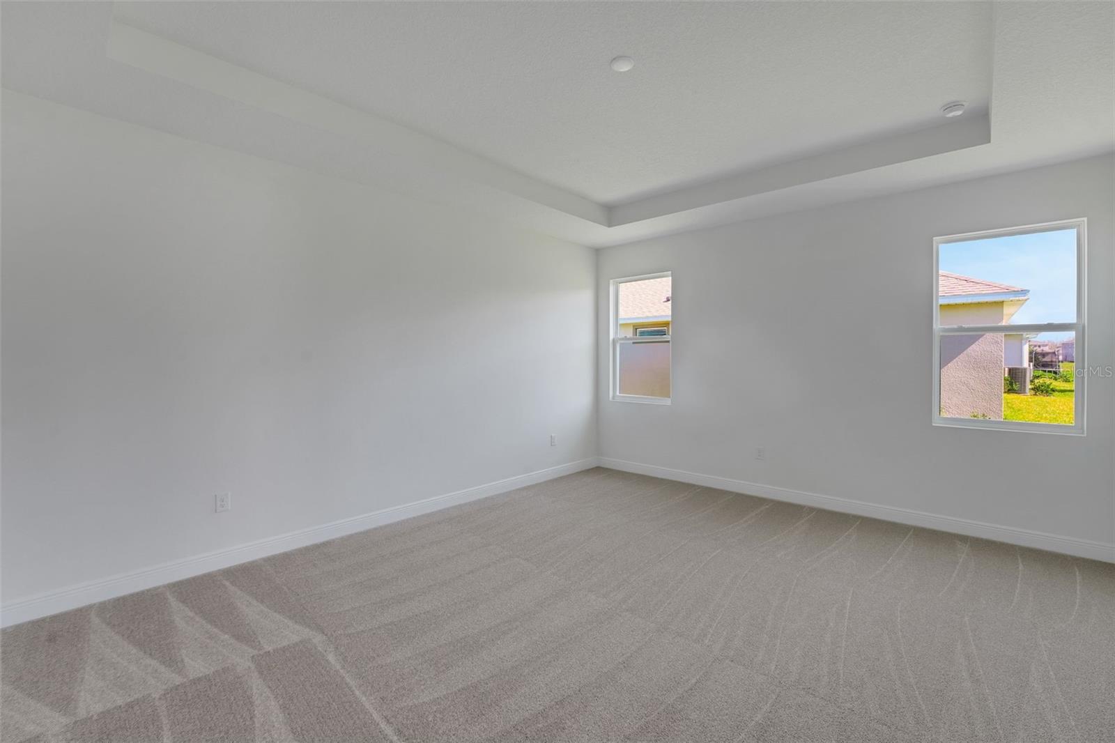 Image 26 of 40 For 17527 Valleywood Parkway